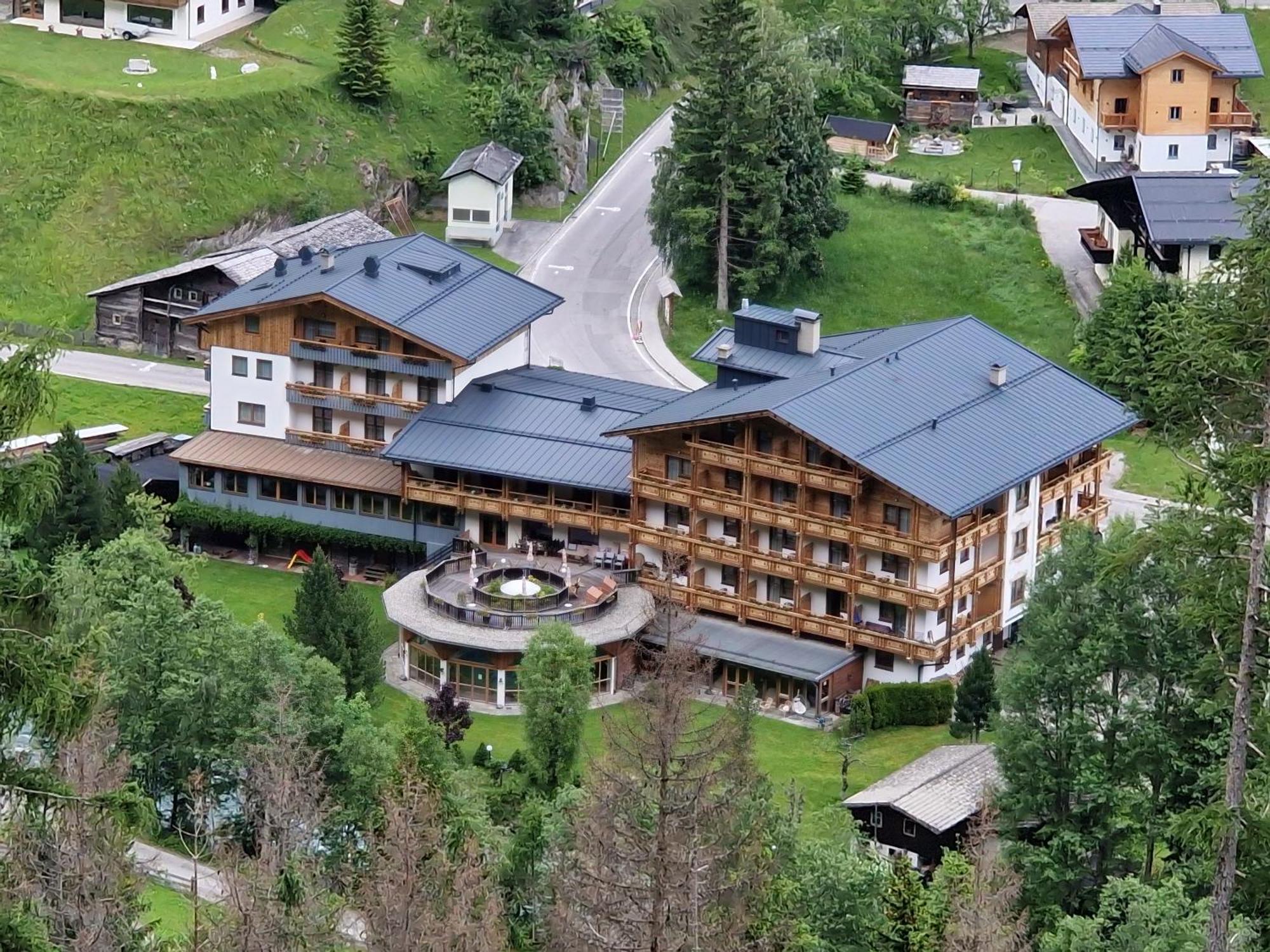 Hotel Kaerntnerhof Heiligenblut Kültér fotó